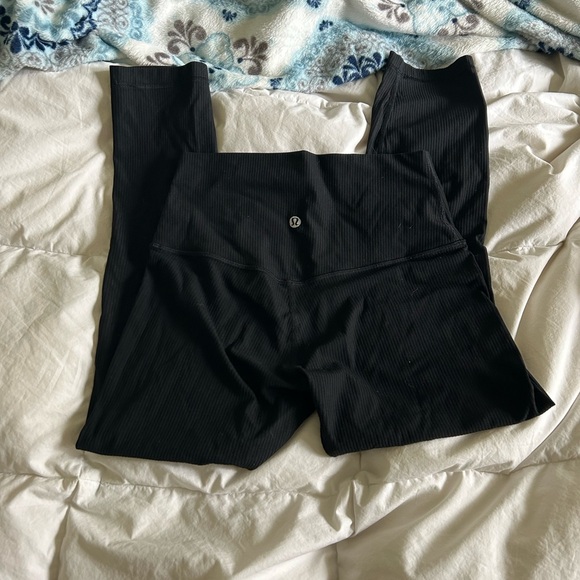 Lululemon Ribbed Leggings Crop - Picture 4 of 6